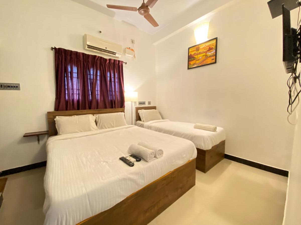 La Paradise Residency Pondicherry Bagian luar foto