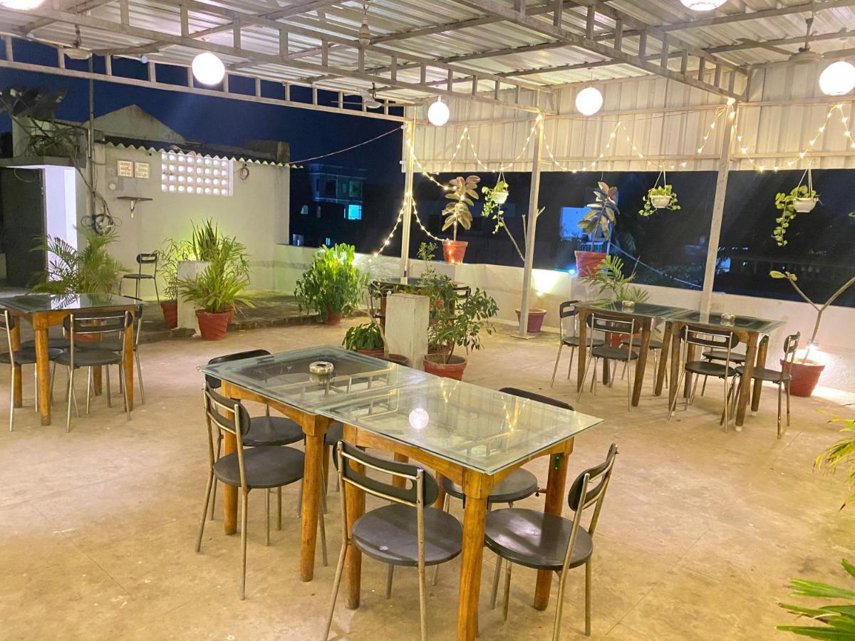 La Paradise Residency Pondicherry Bagian luar foto