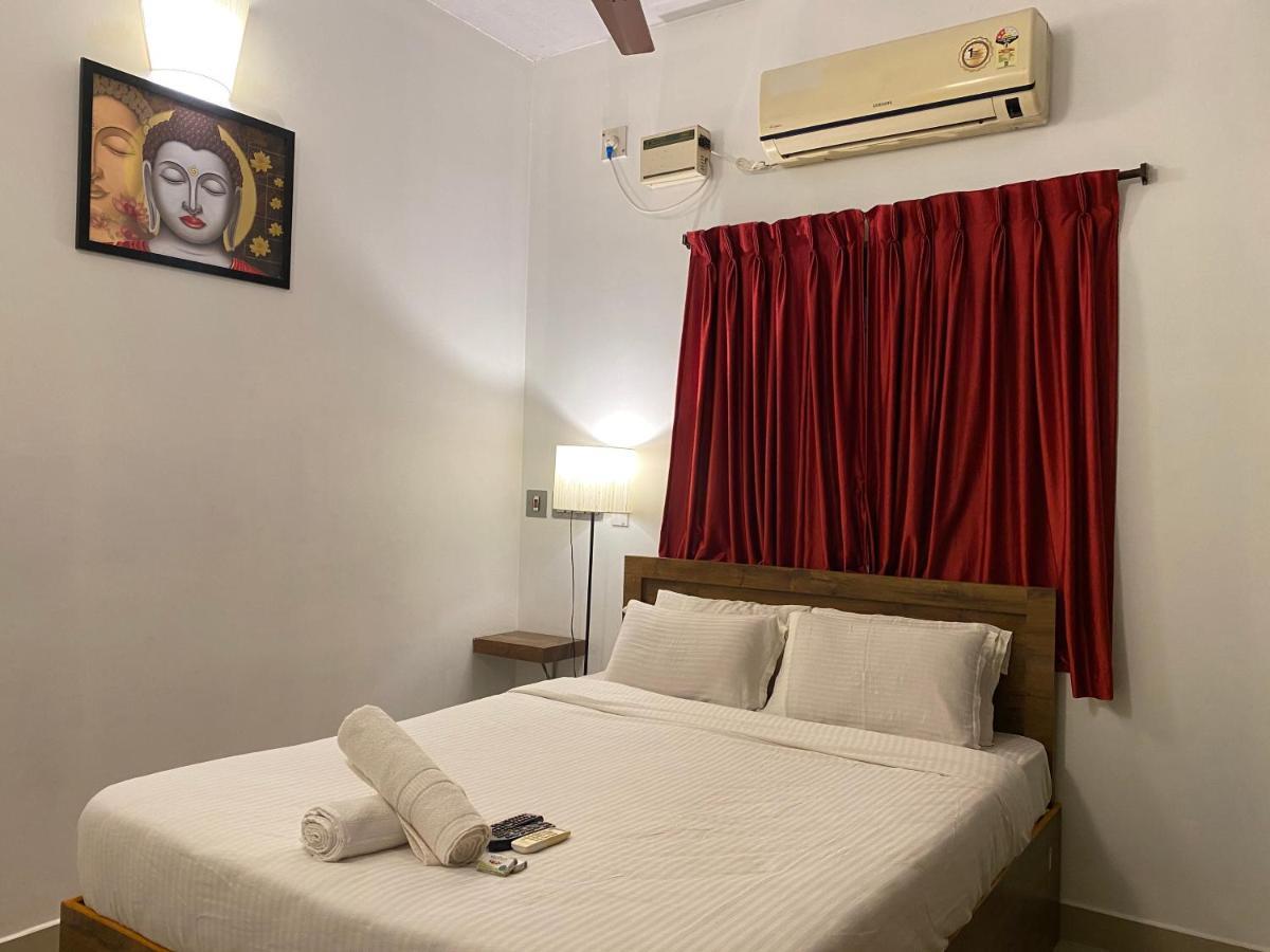 La Paradise Residency Pondicherry Bagian luar foto