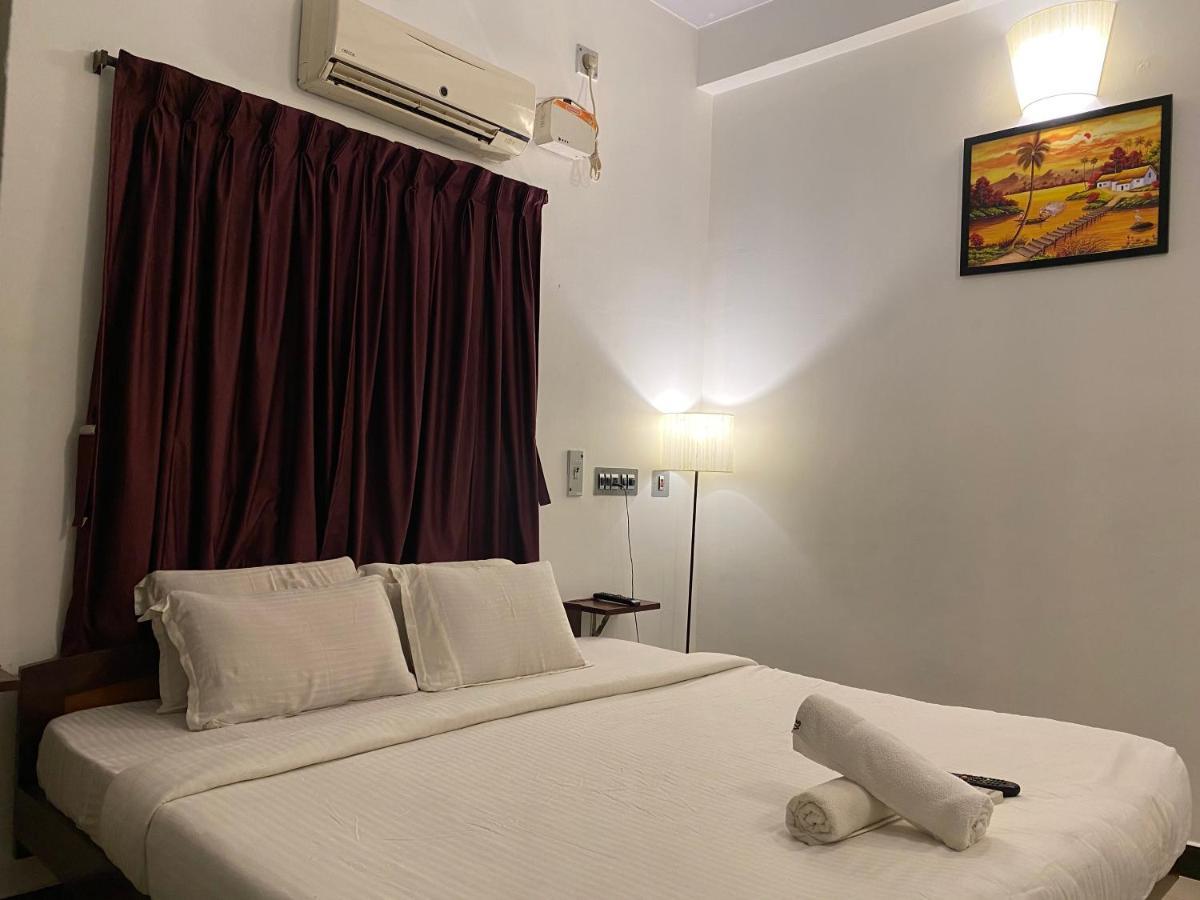 La Paradise Residency Pondicherry Bagian luar foto