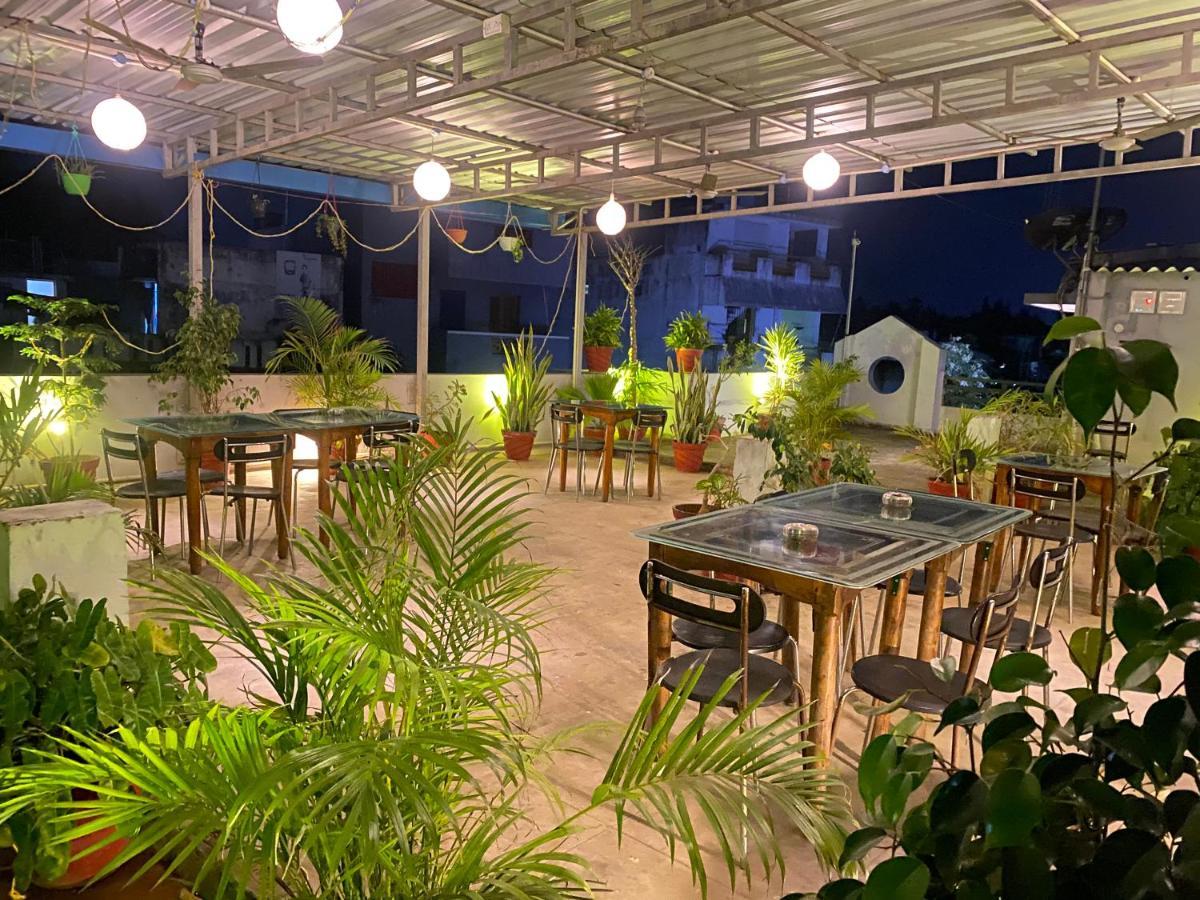 La Paradise Residency Pondicherry Bagian luar foto