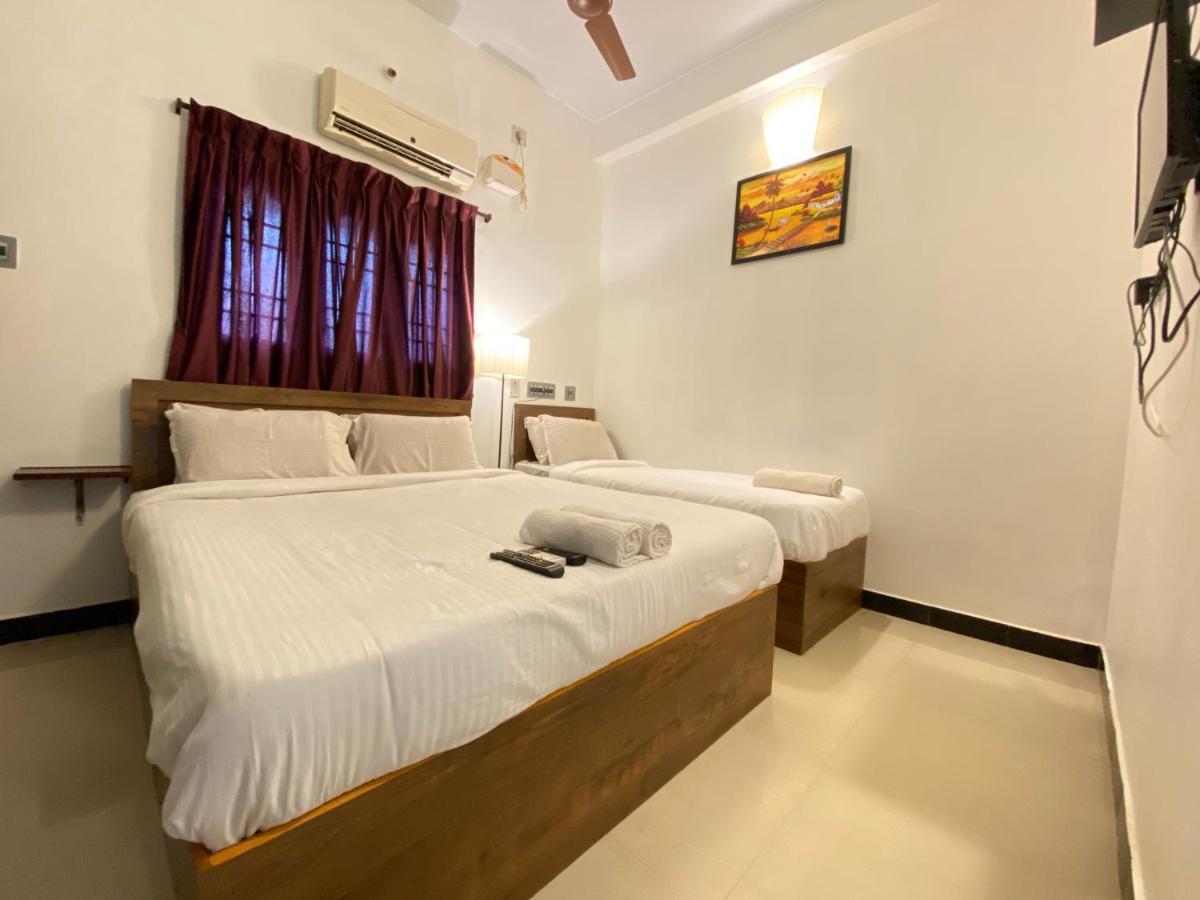La Paradise Residency Pondicherry Bagian luar foto