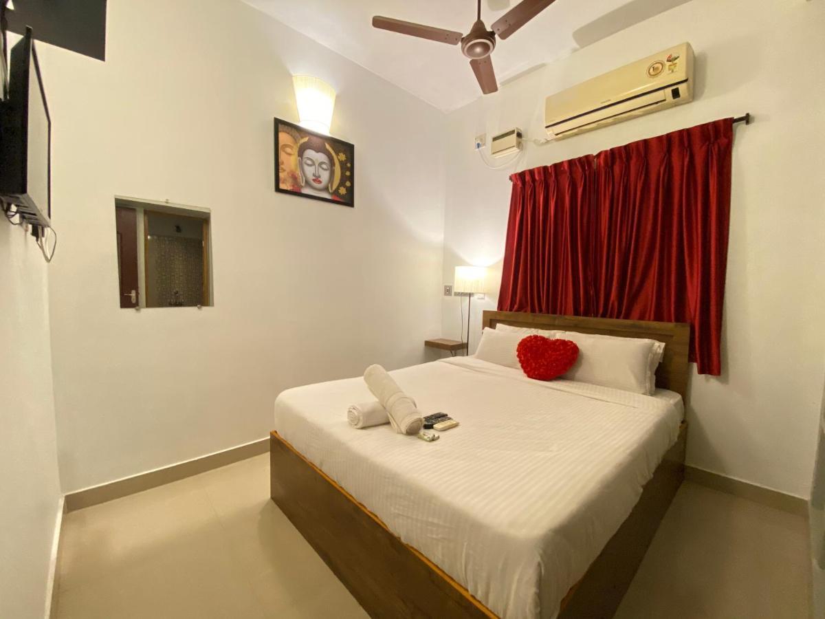 La Paradise Residency Pondicherry Bagian luar foto