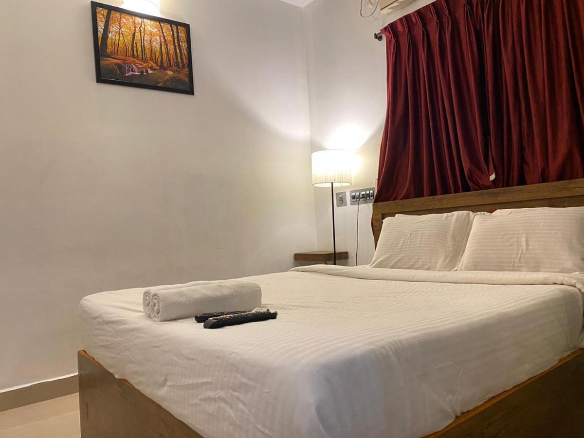 La Paradise Residency Pondicherry Bagian luar foto
